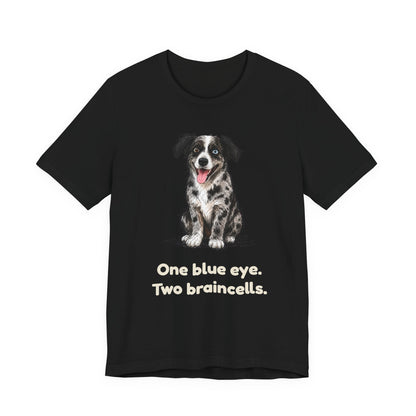 One Blue Eye. Two Braincells. — Funny Heterochromia Dog T-Shirt